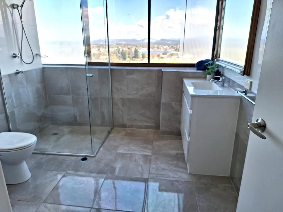 Supa Sized 3 Bedroom 2 Bath شقة
