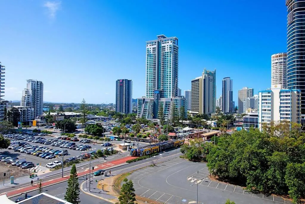 Apartment At Mantra On View