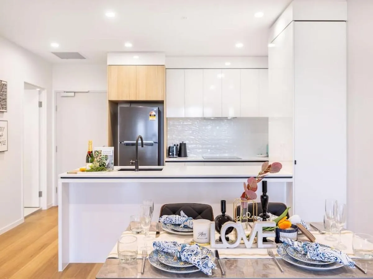 Brandnew Two Bed In Surfers Paradise With Carpark * Gold Coast