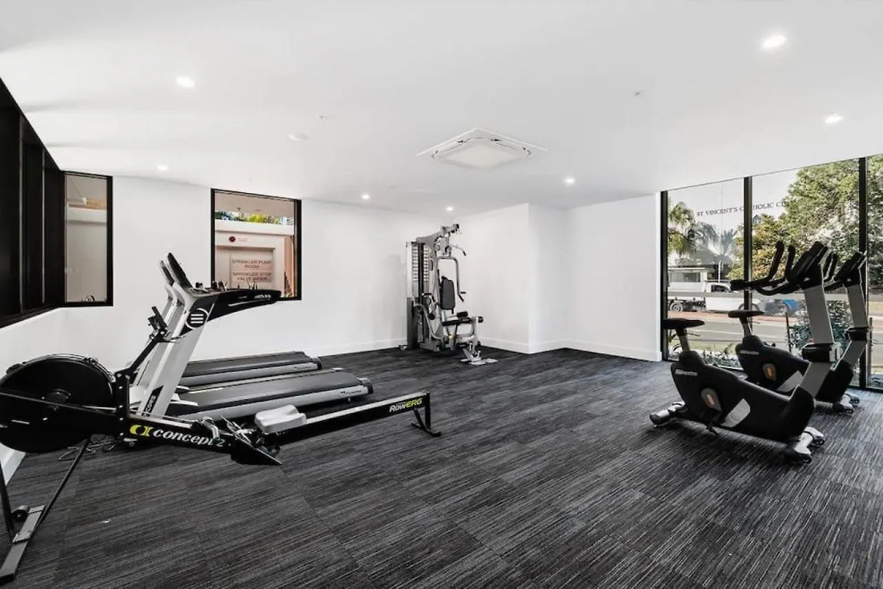 Brandnew Two Bed In Surfers Paradise With Carpark *