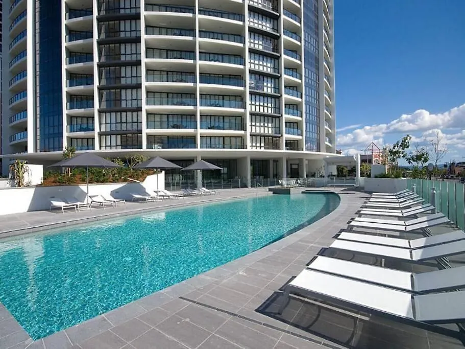 Stunning 2br2b Spectacular Ocean Views *