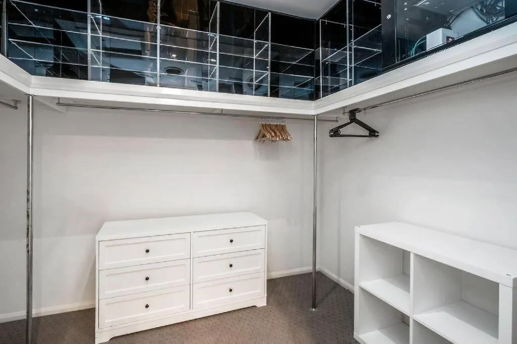 Large Spacious 4br4b Surfers With Pool 1 * Guldkusten