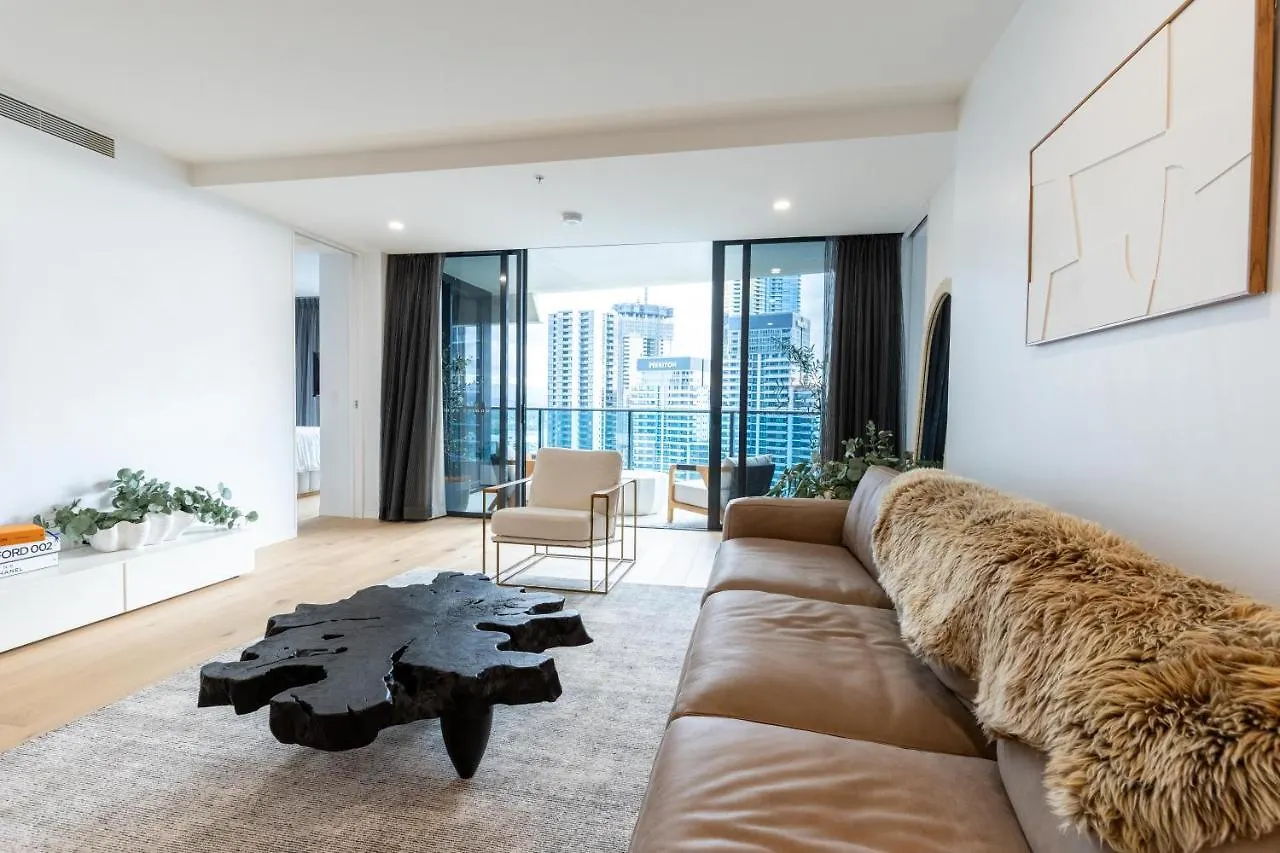 Luxury Oracle Tower 1 2bed 2bath 1 Car