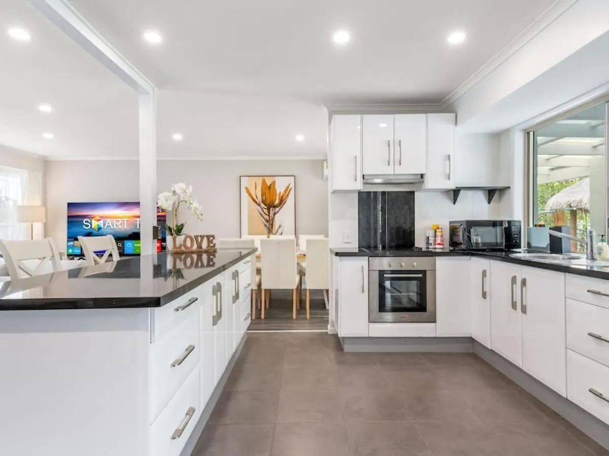 בית נופש Luxury 5br Retreat Family House With Pool In Gc *