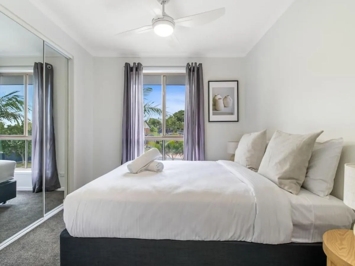 Luxury 5br Retreat Family House With Pool In Gc