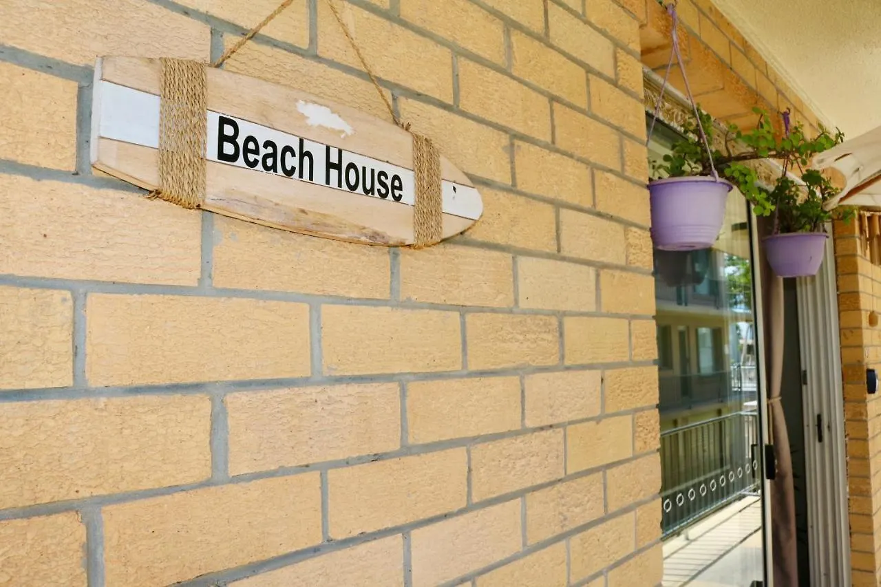 Surf Shack In Iconic Rainbow Bay - Coolangatta Qld Διαμέρισμα