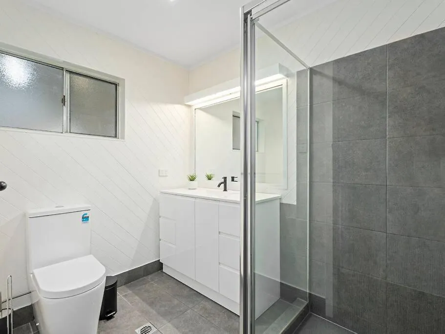 빌라 Southport Oasis 6br Pool Central