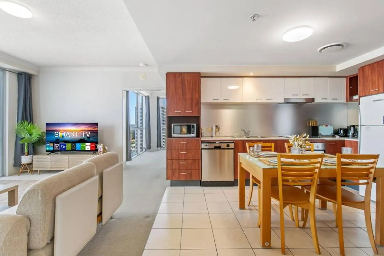 Stunning Riverview 2br Good Location