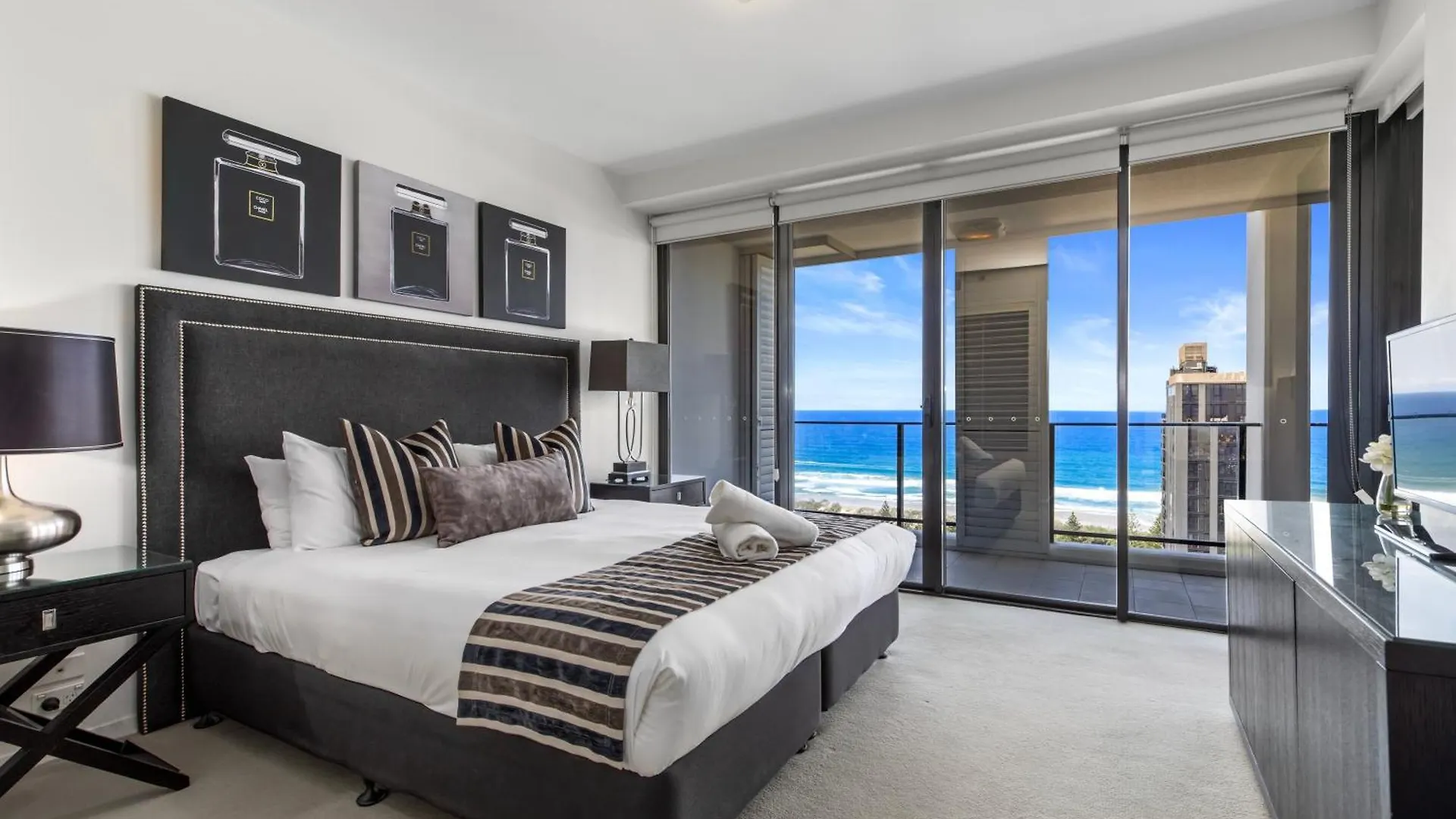 Ultra Broadbeach Resort