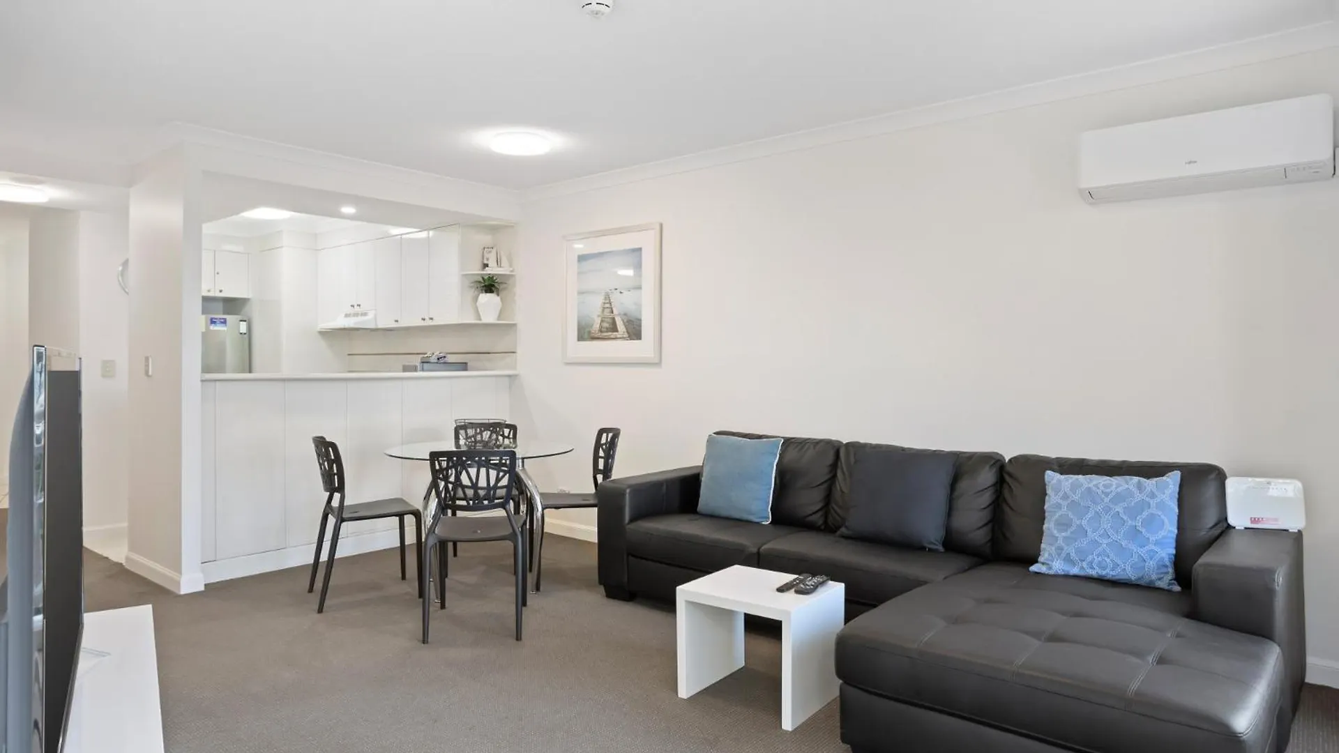 Aparthotel Ultiqa Burleigh Mediterranean Gold Coast