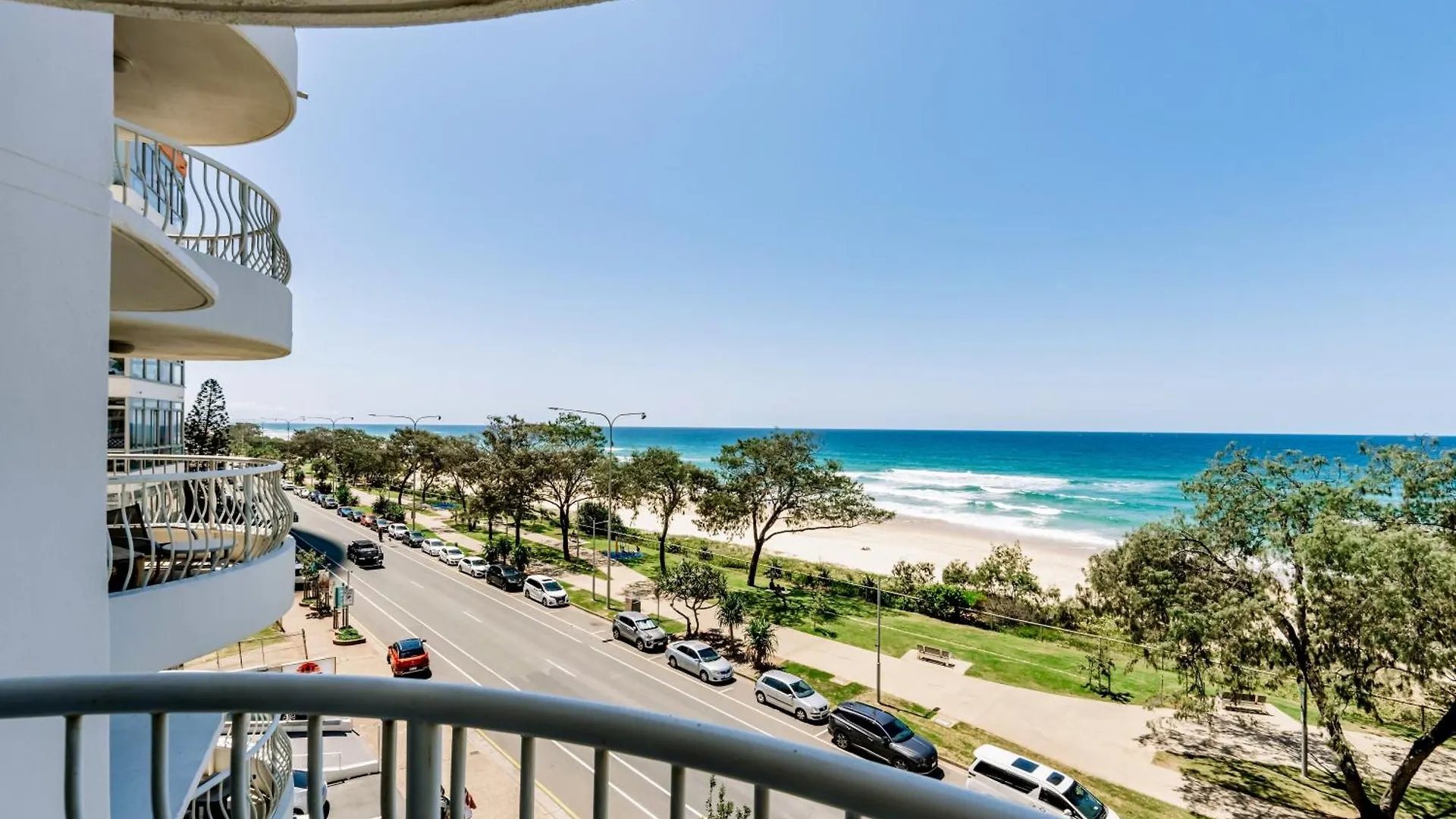 Olympus Beachfront Aparthotel Gold Coast