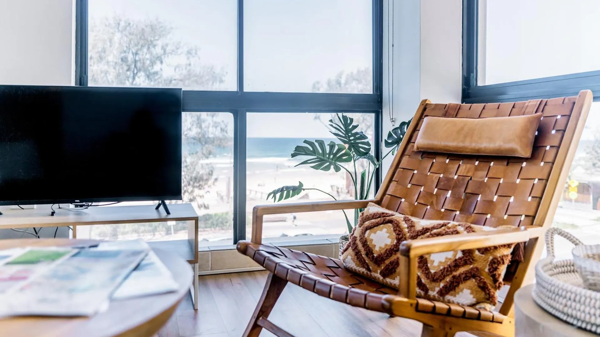 Olympus Beachfront Aparthotel 3*