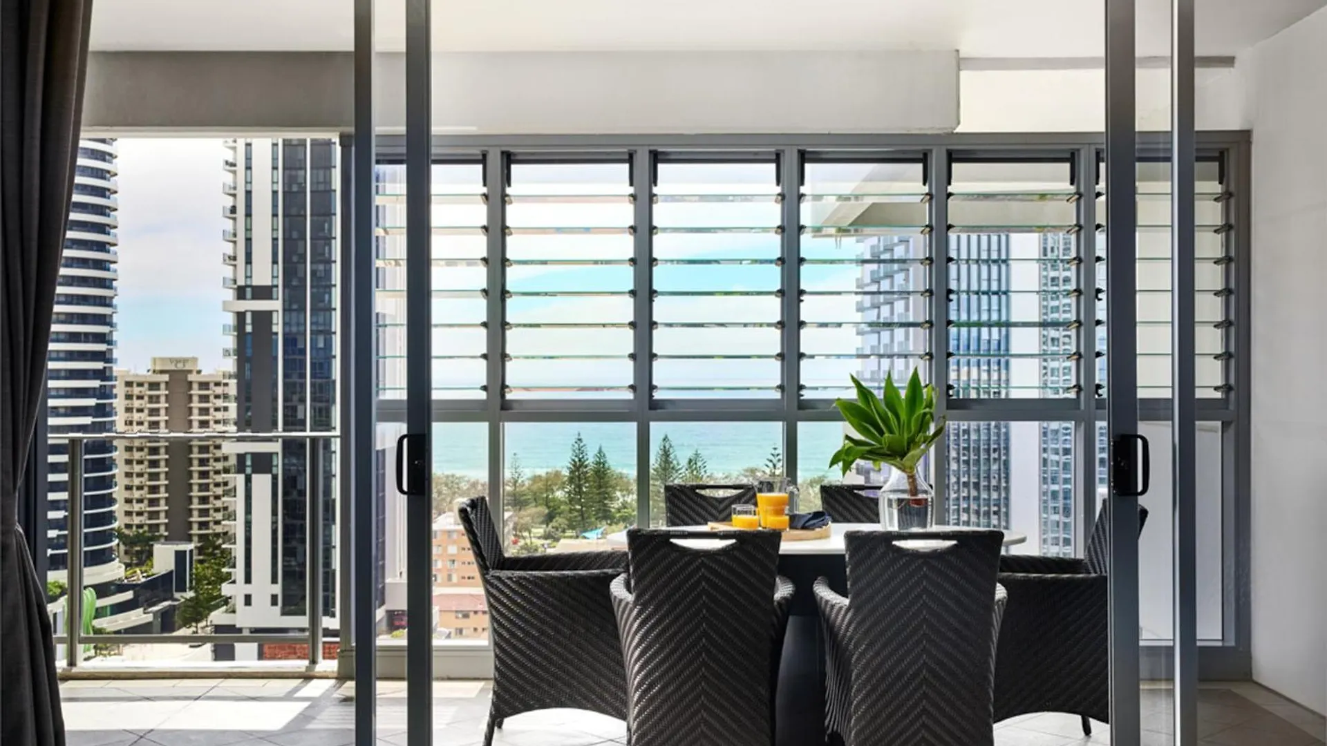 Szálloda Meriton Broadbeach Gold Coast