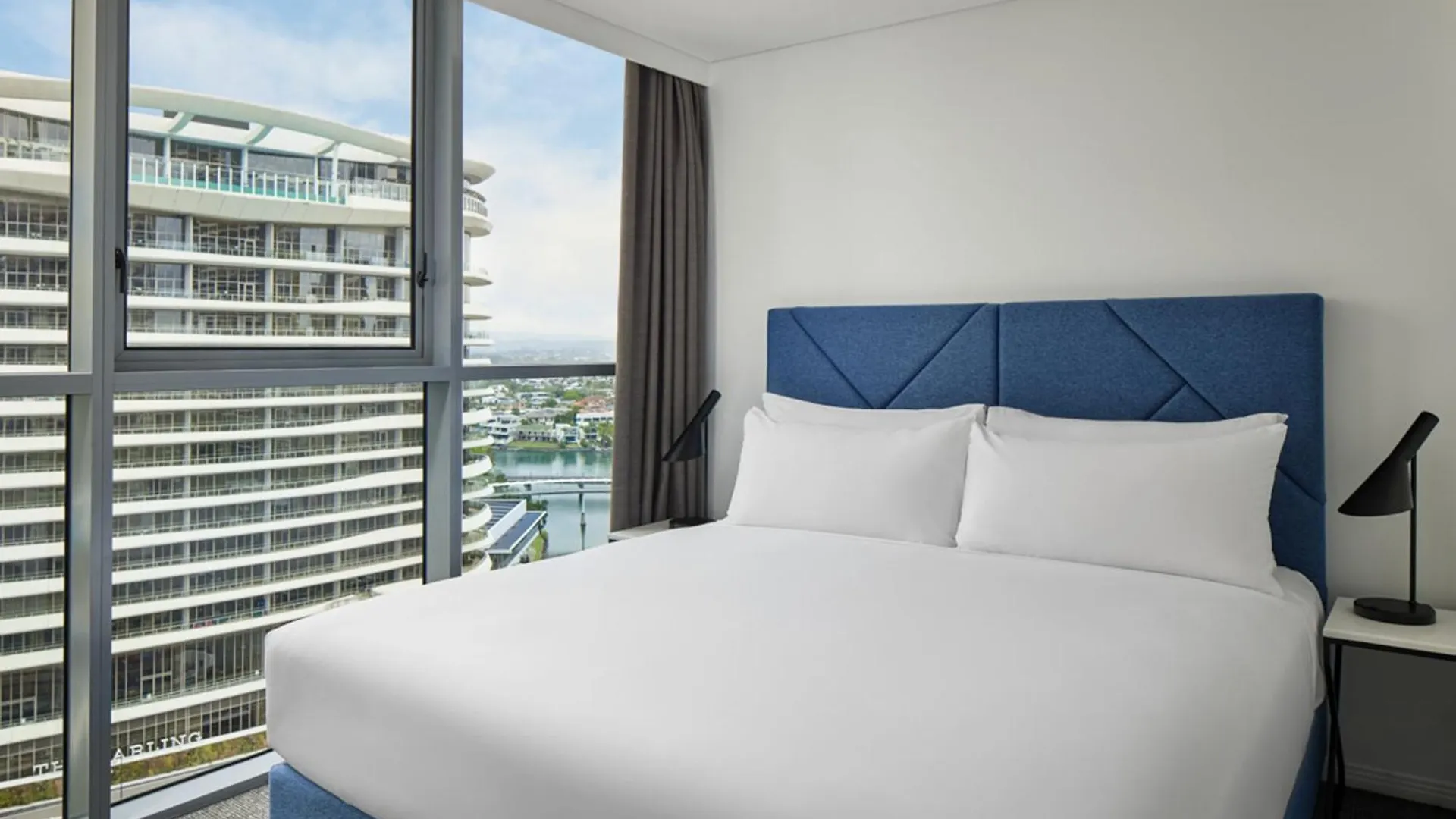 Meriton Broadbeach Szálloda Gold Coast