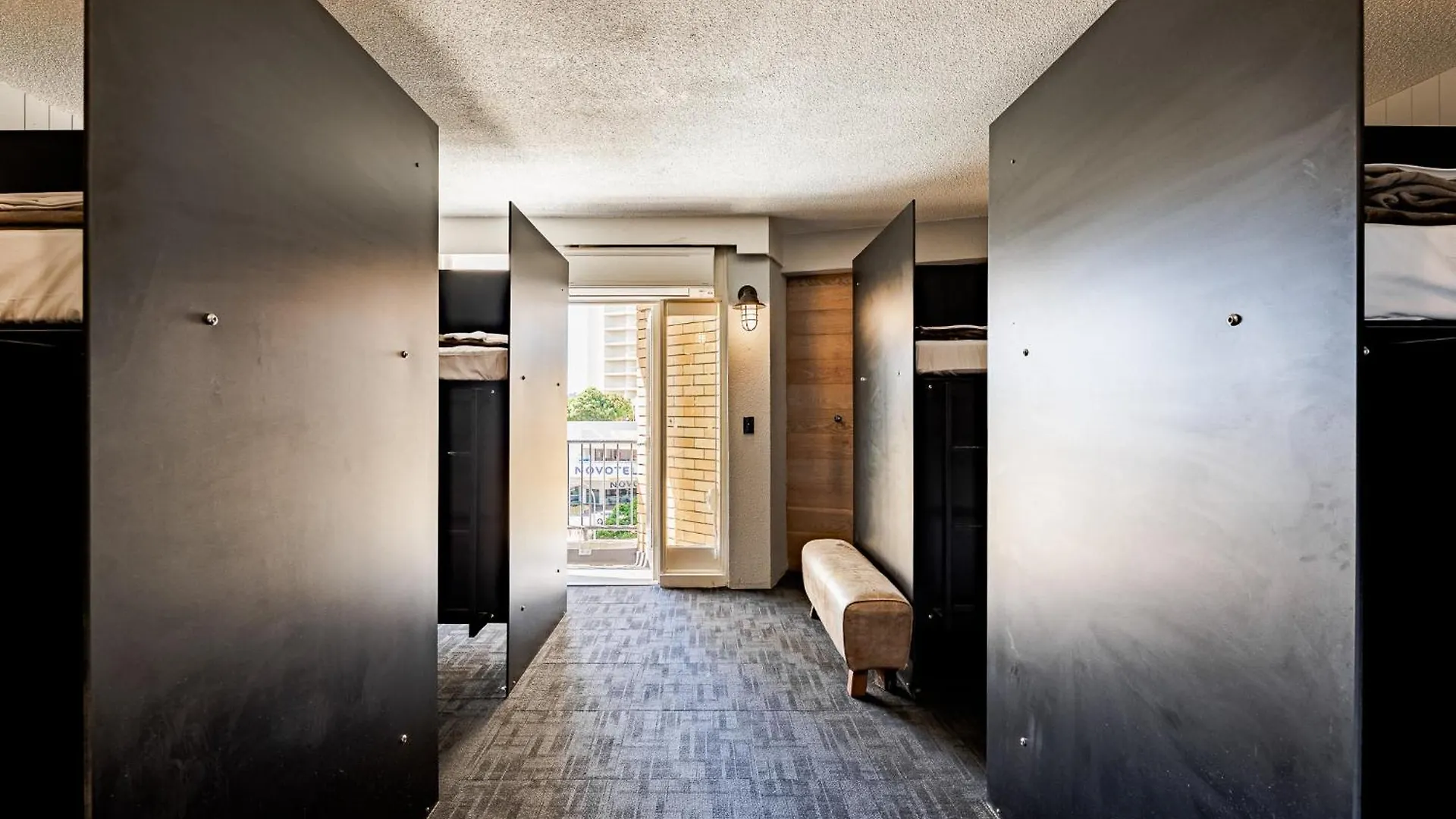 Bunk Surfers Paradise International Backpacker (adults Only) Gold Coast