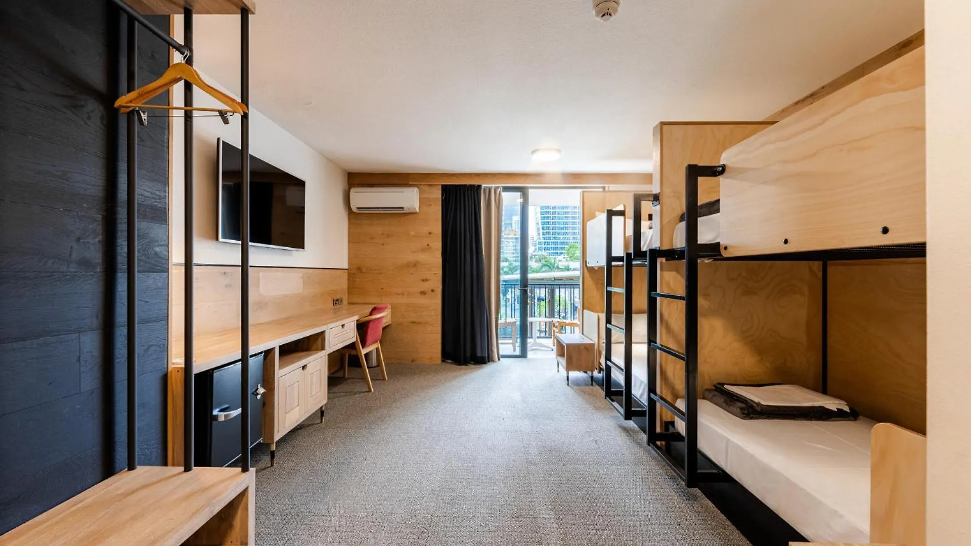 Bunk Surfers Paradise International Backpacker (adults Only) Ostello Gold Coast