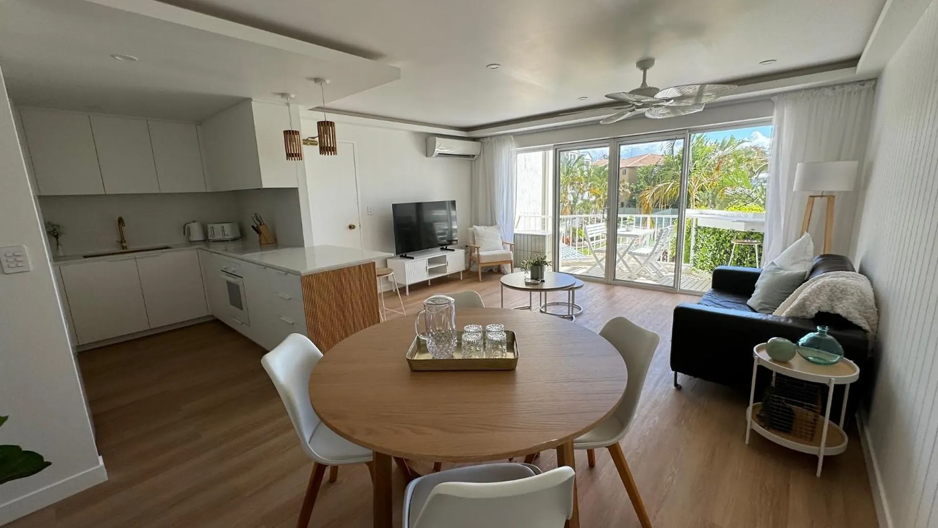 Pelican Cove Gold Coast