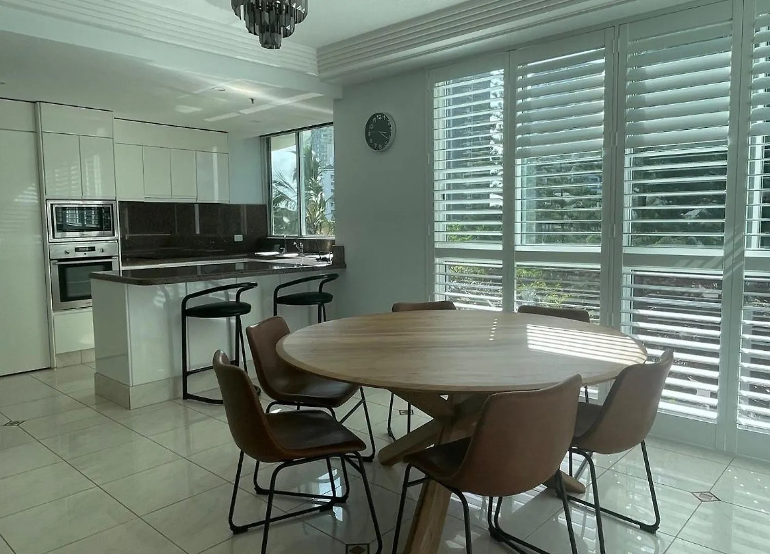 Carmel By The Sea 4* Gold Coast