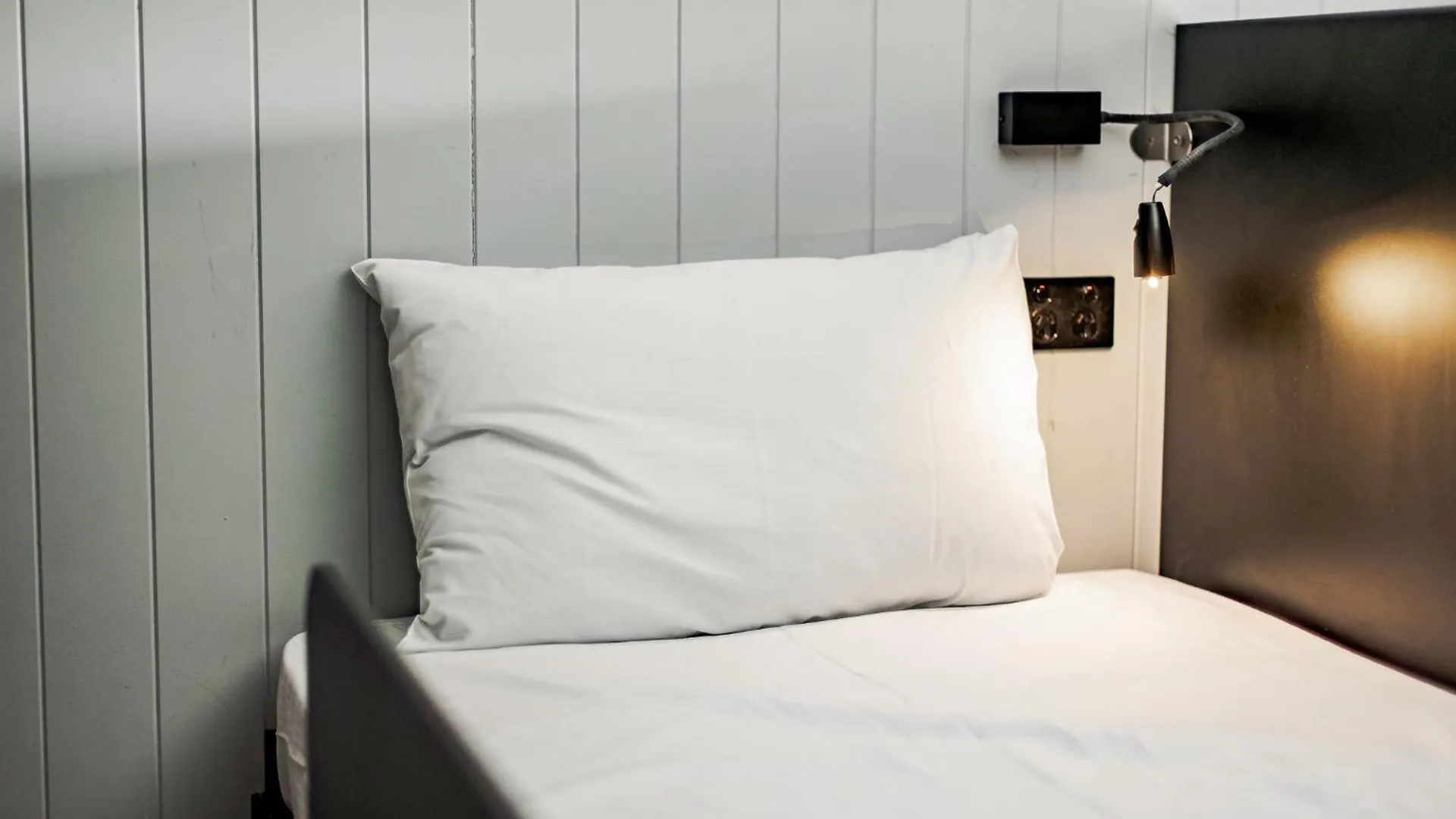 Bunk Surfers Paradise International Backpacker (adults Only)