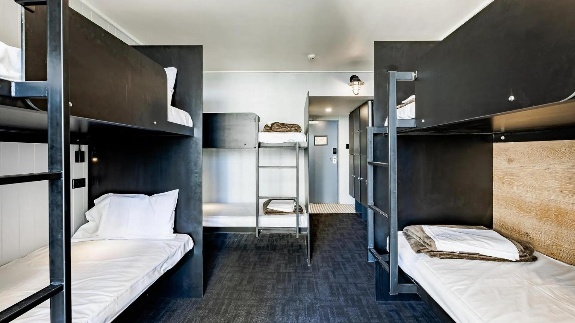 Ostello Bunk Surfers Paradise International Backpacker (adults Only)
