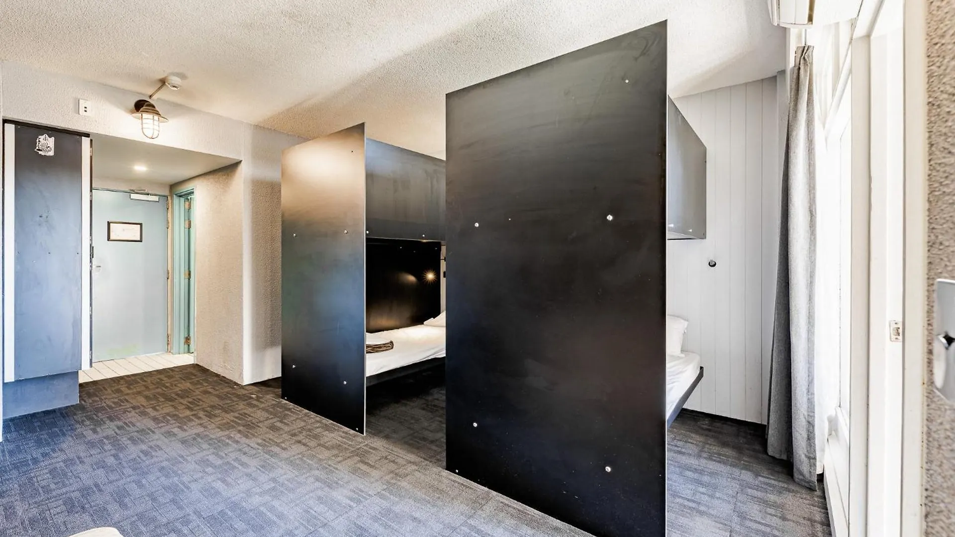 Ostello Bunk Surfers Paradise International Backpacker (adults Only) *