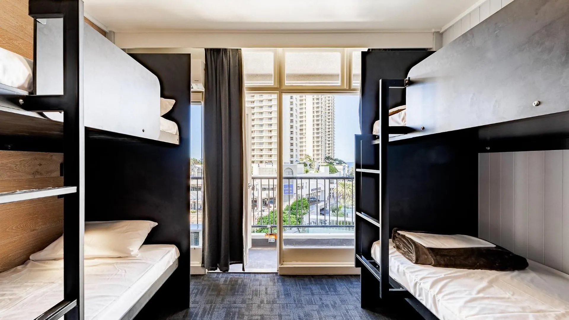 Ostello Bunk Surfers Paradise International Backpacker (adults Only)