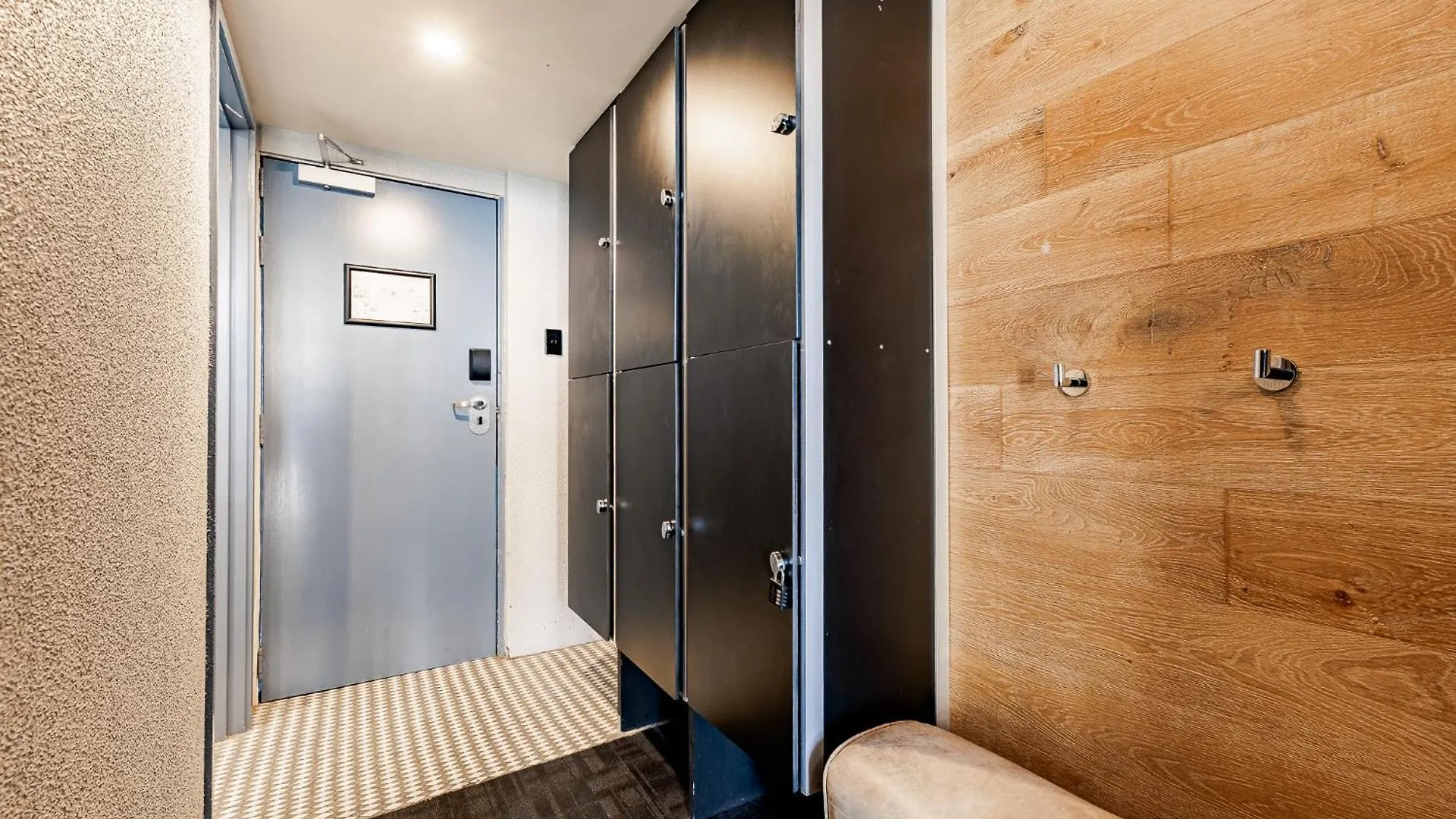 Ostello Bunk Surfers Paradise International Backpacker (adults Only) *