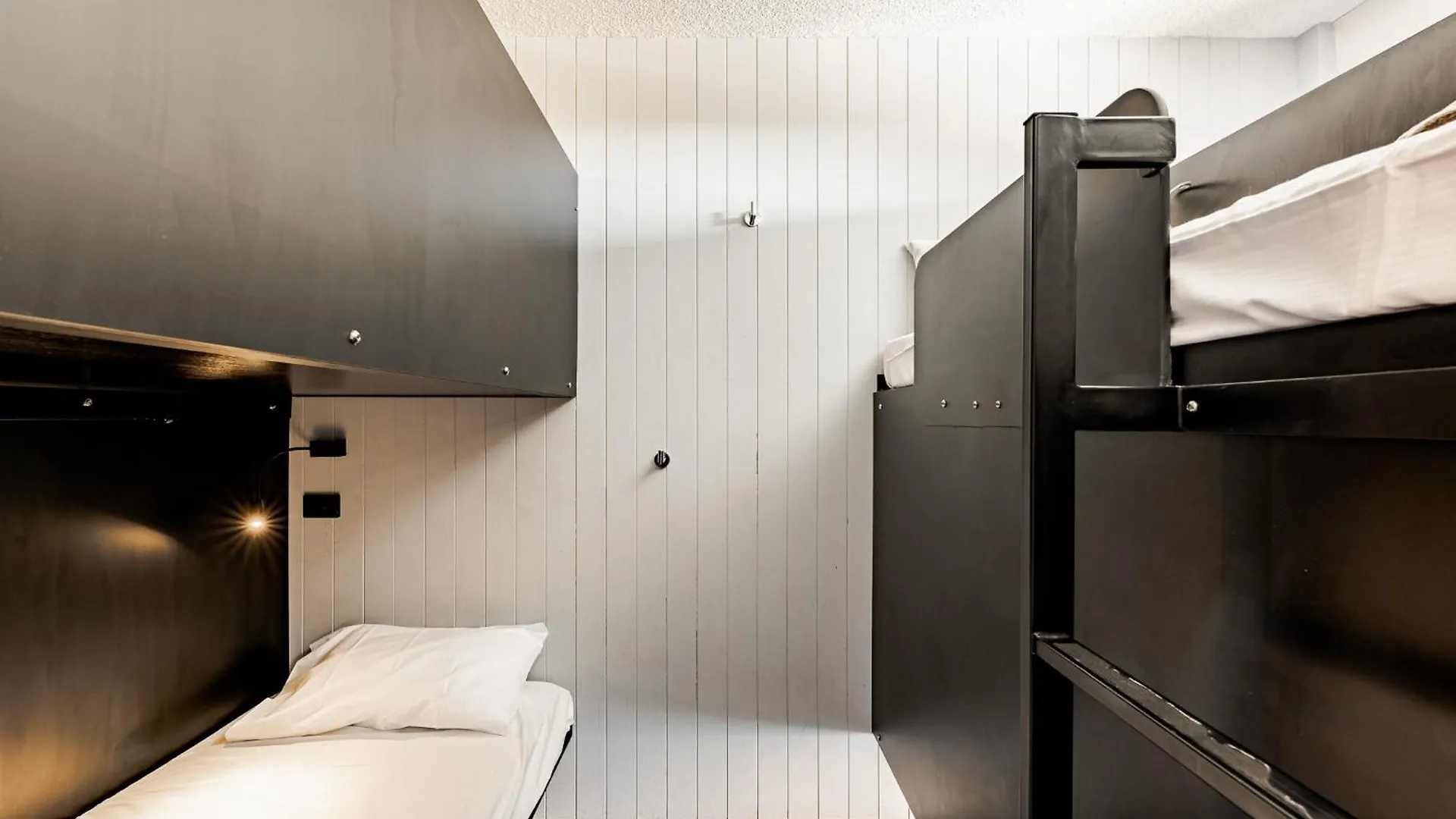 Bunk Surfers Paradise International Backpacker (adults Only) Ostello *