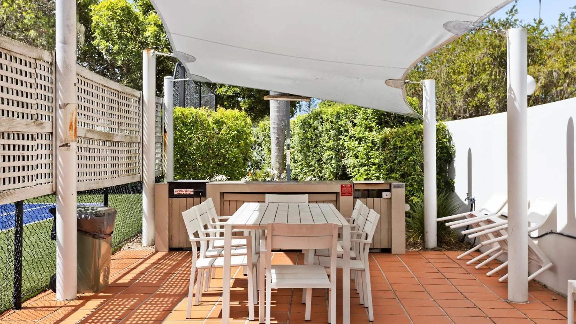 Coastal 1-bed With Pool & Tennis Court