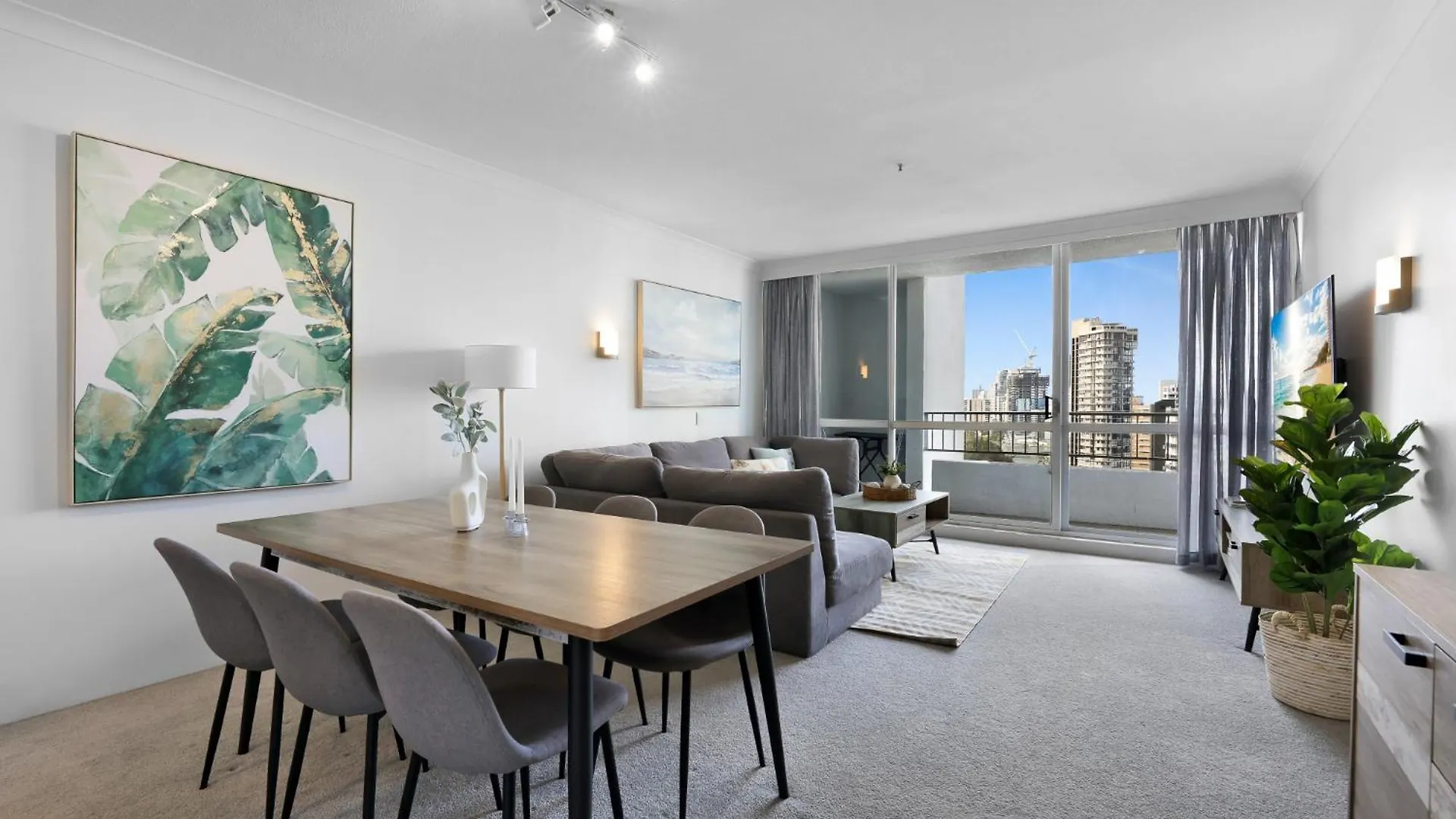 Ocean View 2-bed With Pool, Tennis Court & Bbq 아파트 *