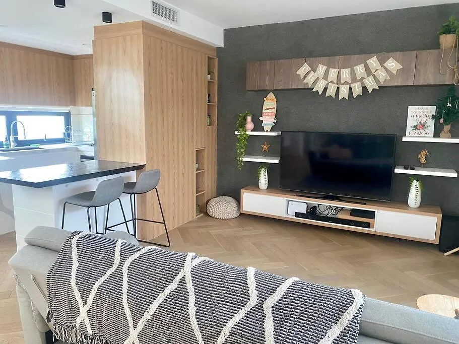 Casa De Mork - Entire 3 Storey Villa *