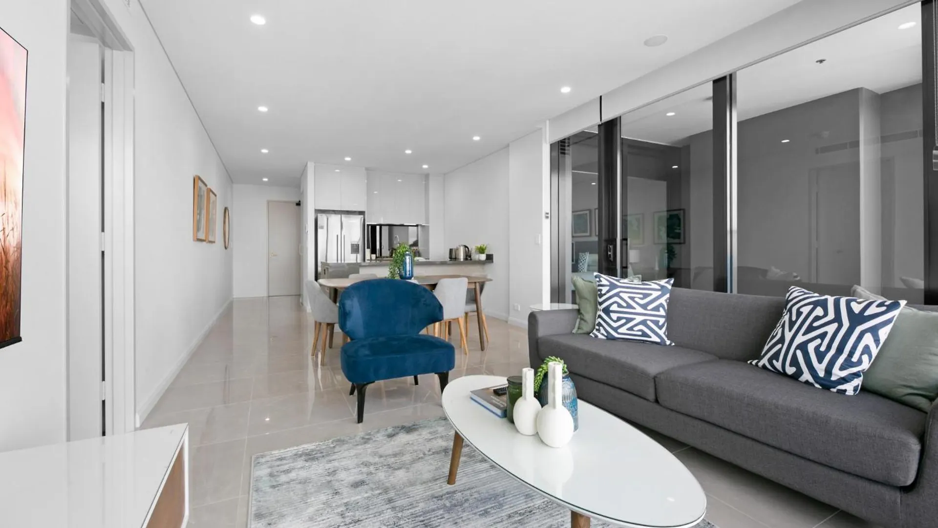 Apartment Oceanfront 2-bed With Spectacular View, Pool & Gym *