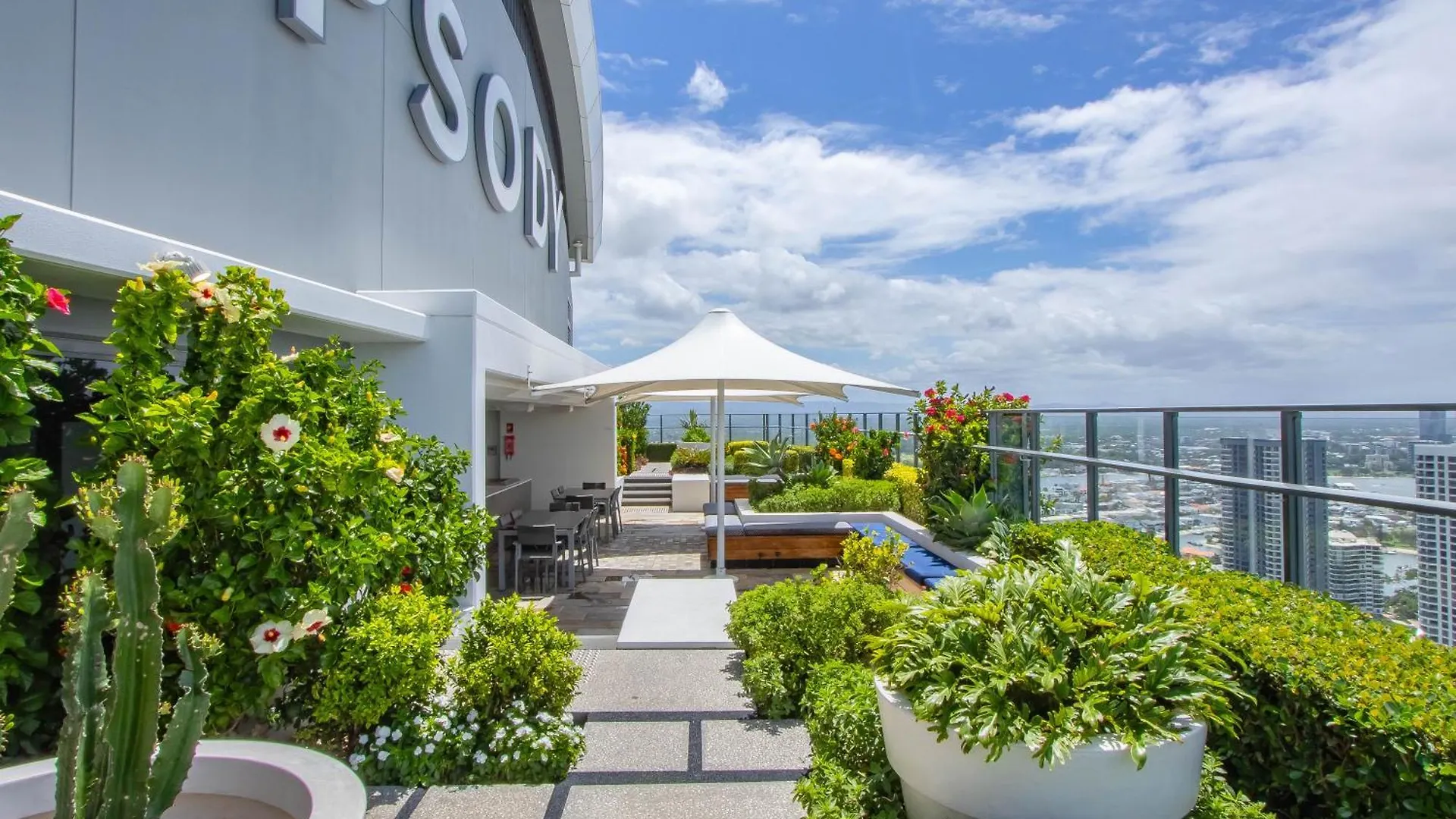 Apartment Premium Oceanfront Unit At Rhapsody Surfers Paradise