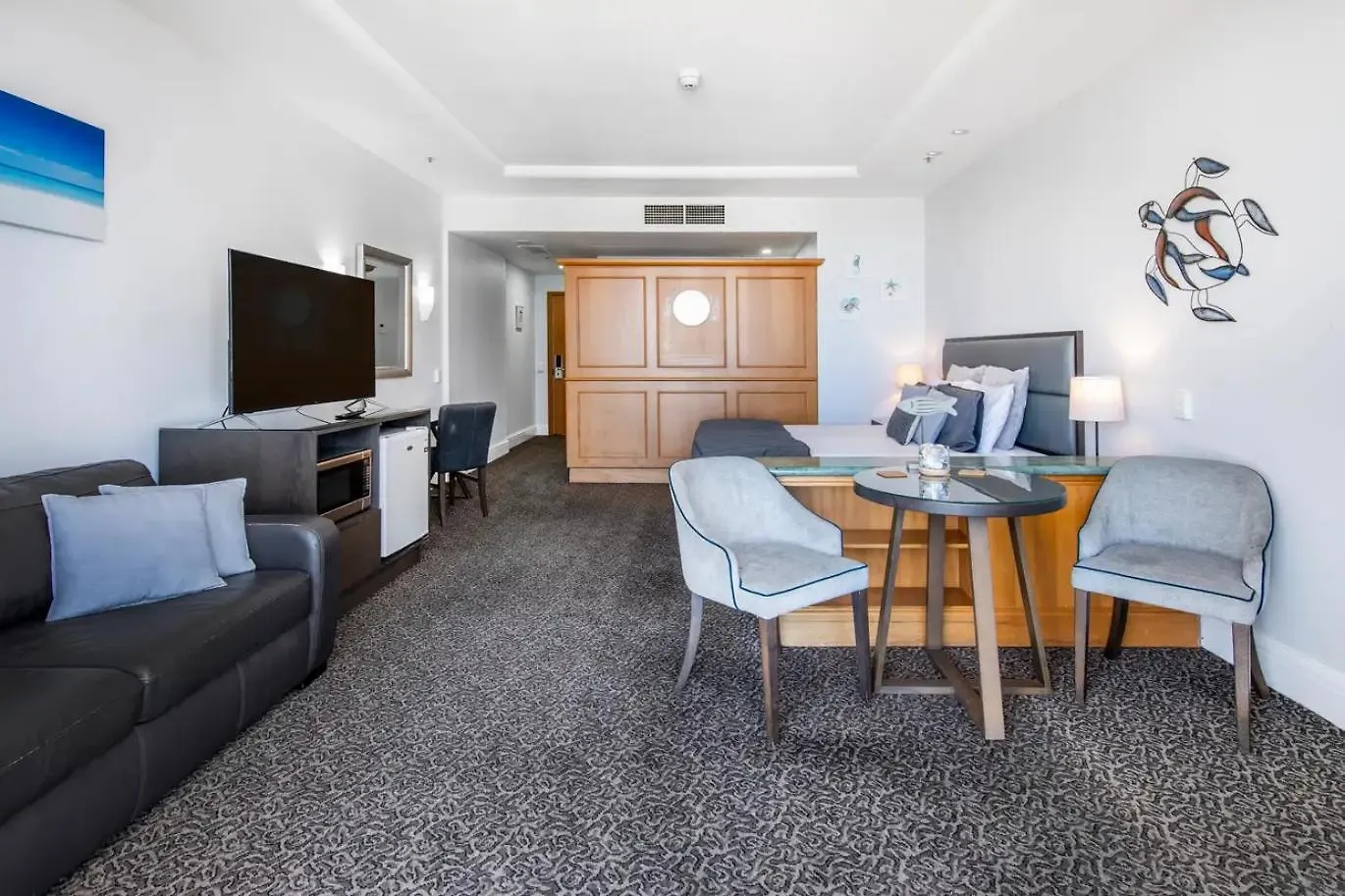 Apartment Luxury Ocean View 17th Level Studio Gold Coast