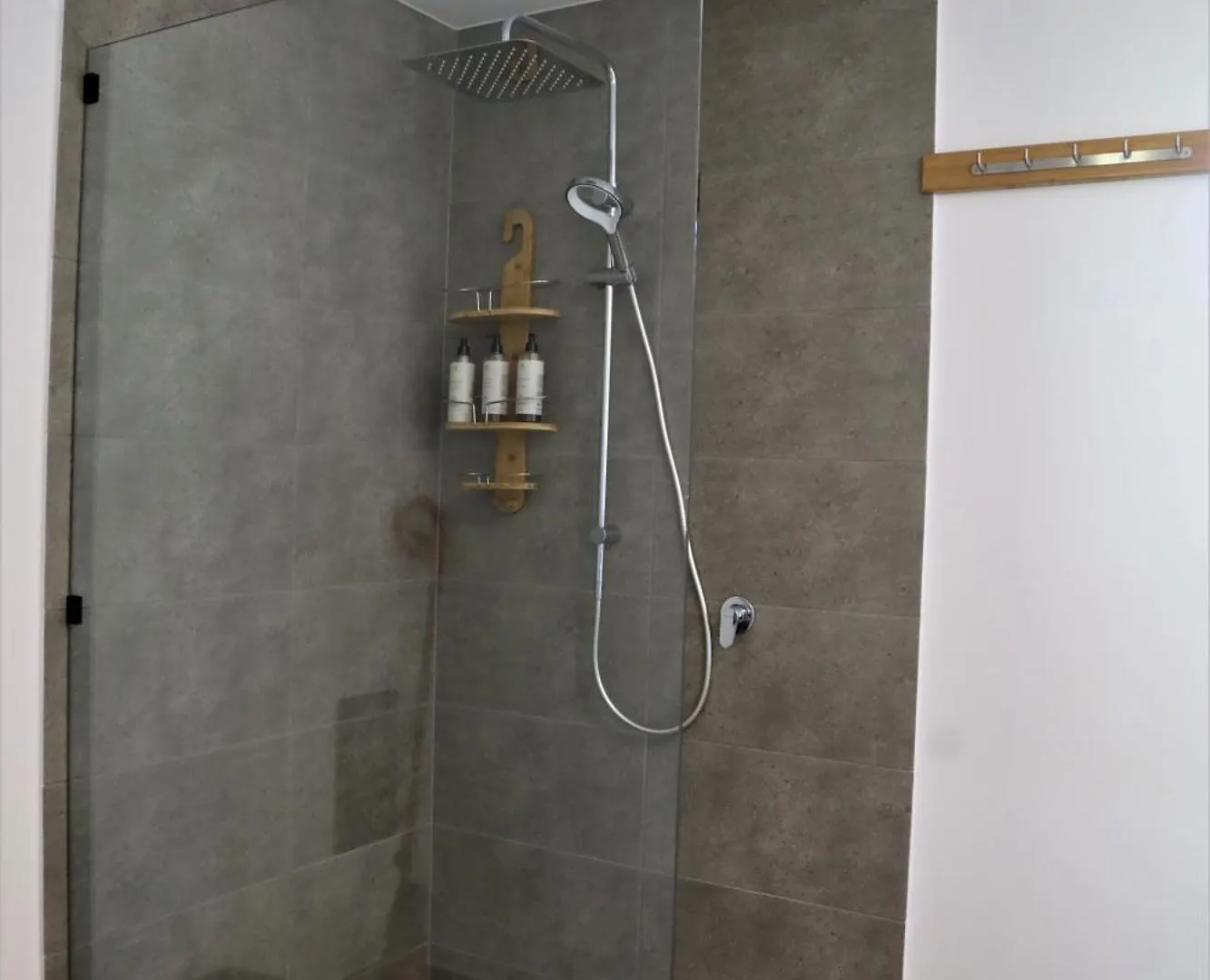 'stay In Carrara' A Private Guest Not A Share House * غولد كوست