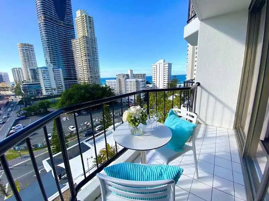 Sea Views, 150 Mtrs To Surfers Beach, Ideal Location For Surfers Paradise 아파트