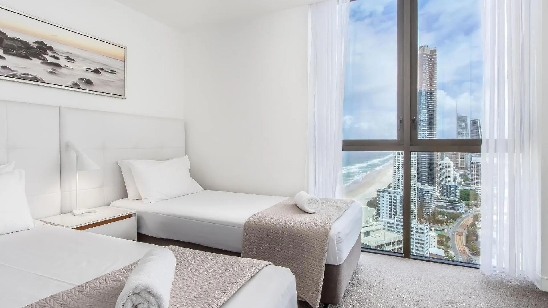 Premium Oceanfront Unit At Rhapsody Surfers Paradise Gold Coast