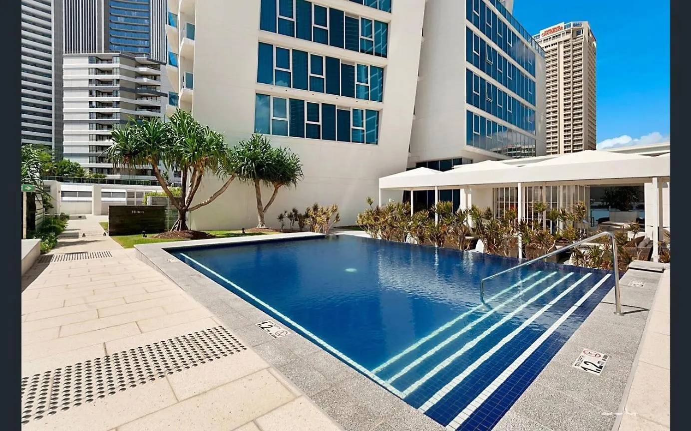 شقة Hilton 2 Bed 2 Bath With Car Park 12704