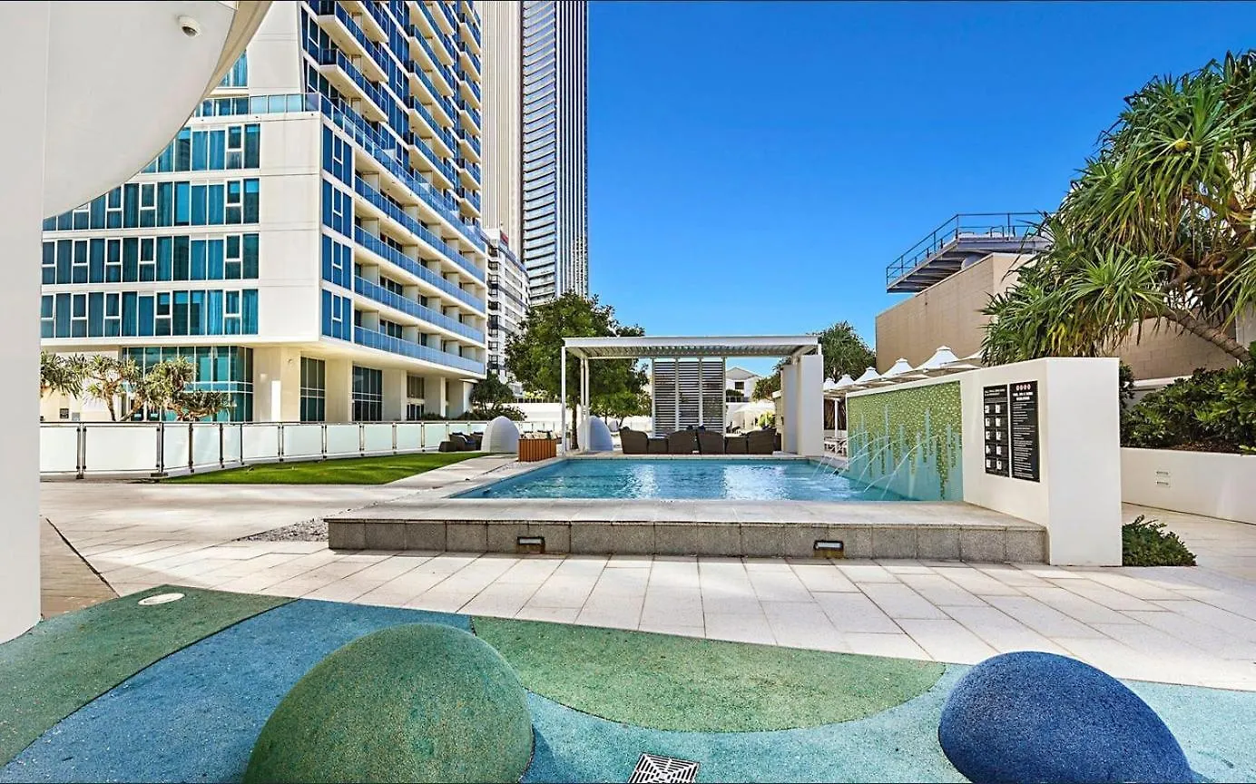 Hilton 2 Bed 2 Bath With Car Park 12704 شقة