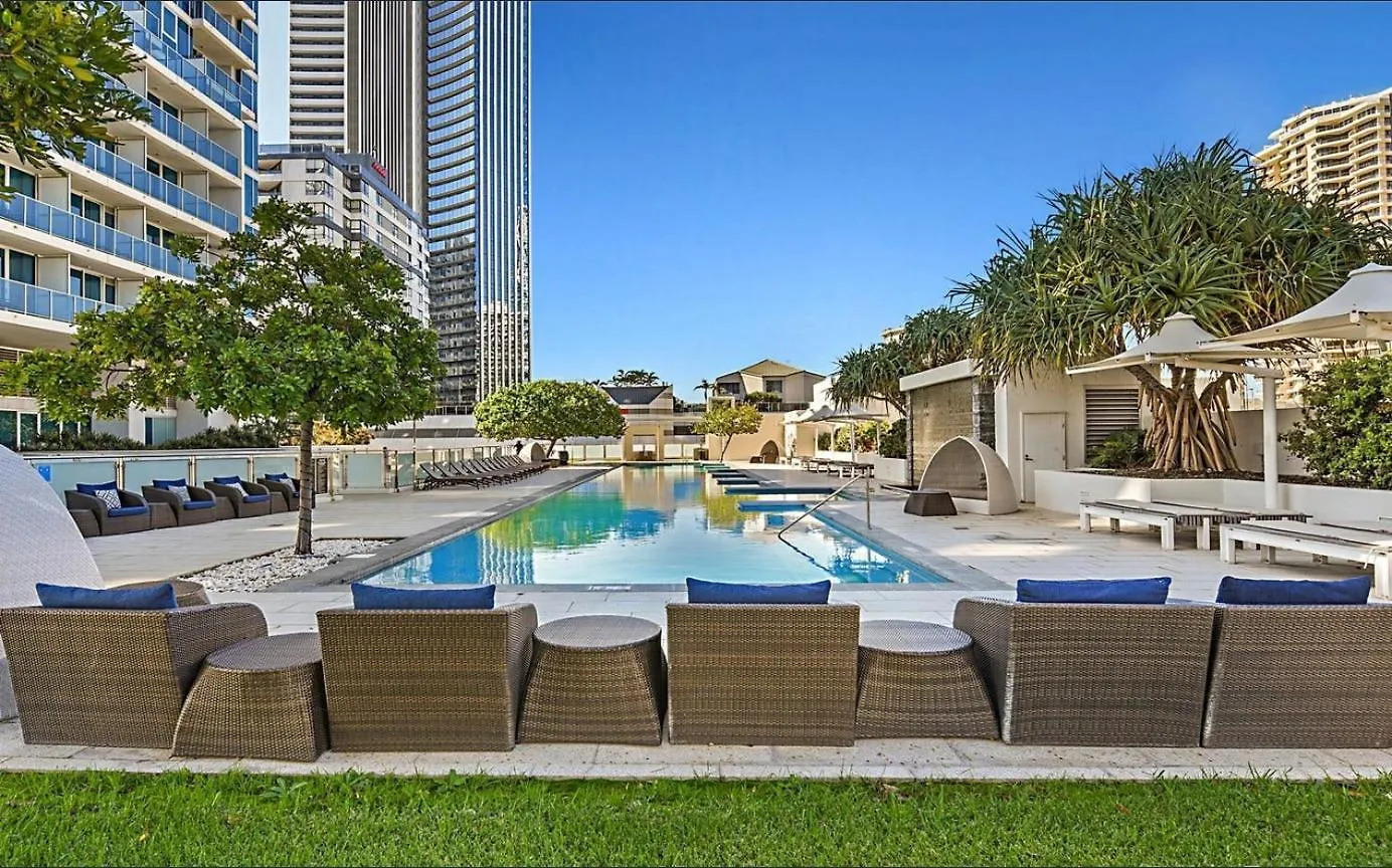 شقة Hilton 2 Bed 2 Bath With Car Park 12704 *
