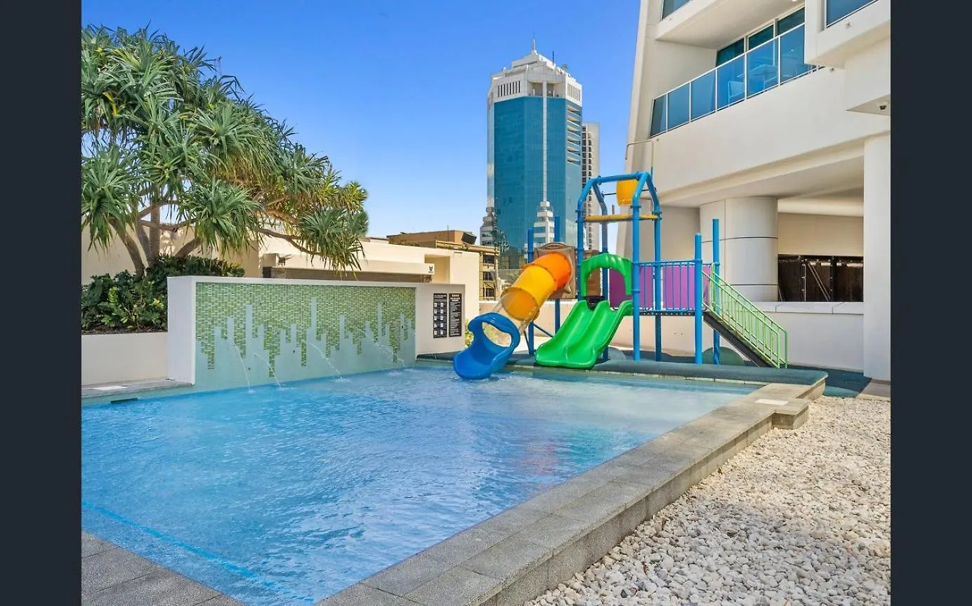 Hilton 2 Bed 2 Bath With Car Park 12704 * غولد كوست