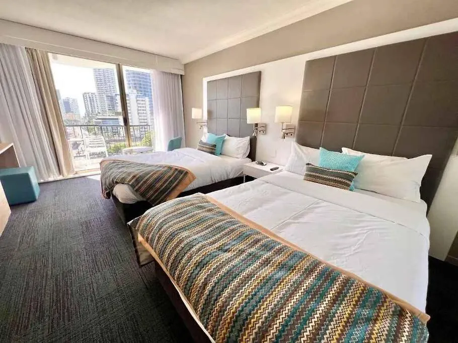 아파트 Sea Views, 150 Mtrs To Surfers Beach, Ideal Location For Surfers Paradise *