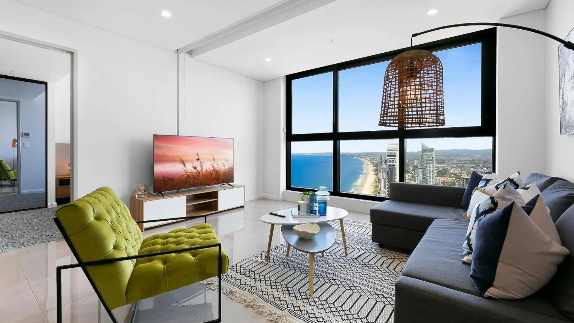 Oceanfront 3-bed With Stunning Views, Pool & Sauna * Guldkusten