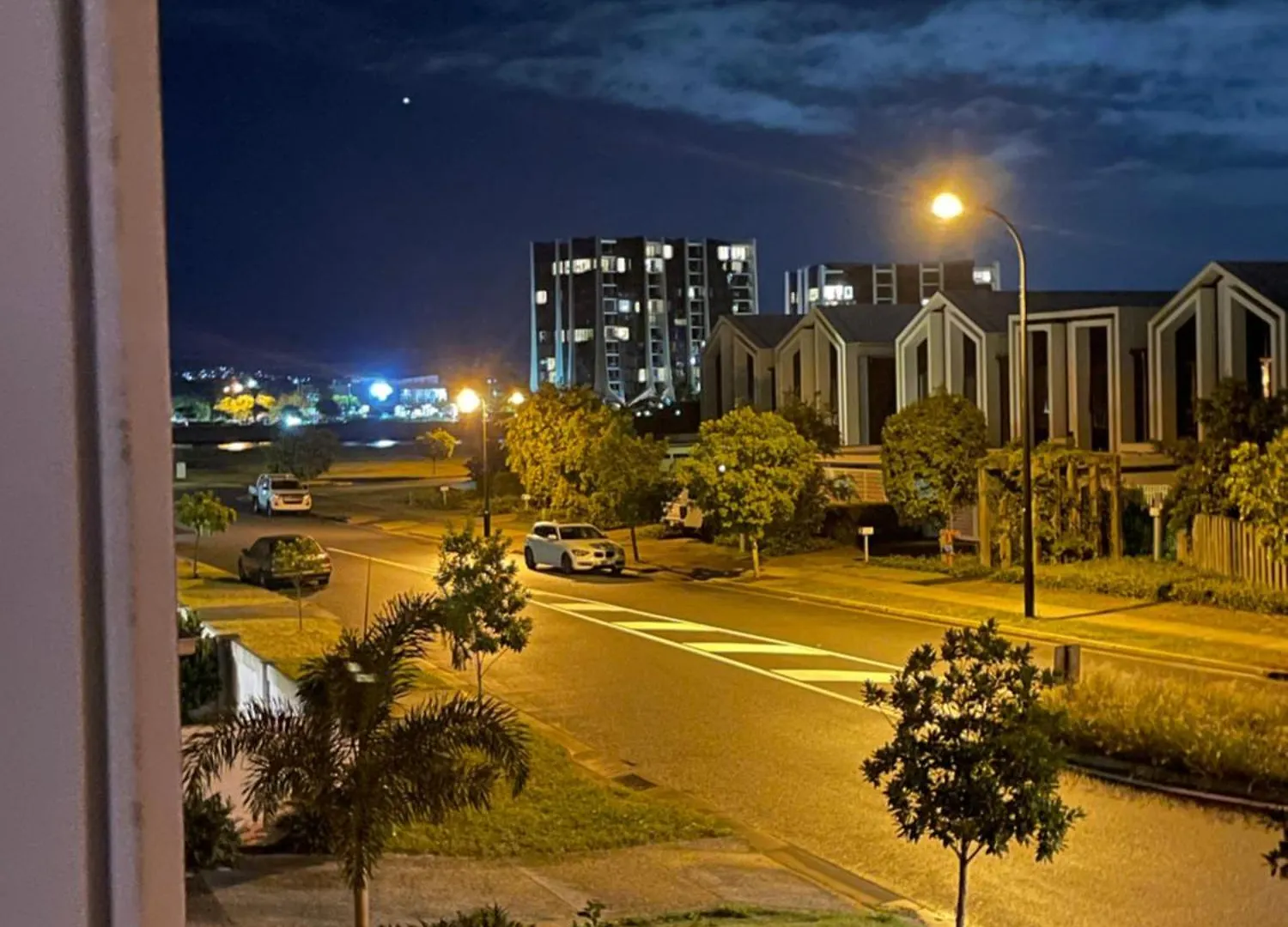 Mermaid - Magic King Unit * Gold Coast