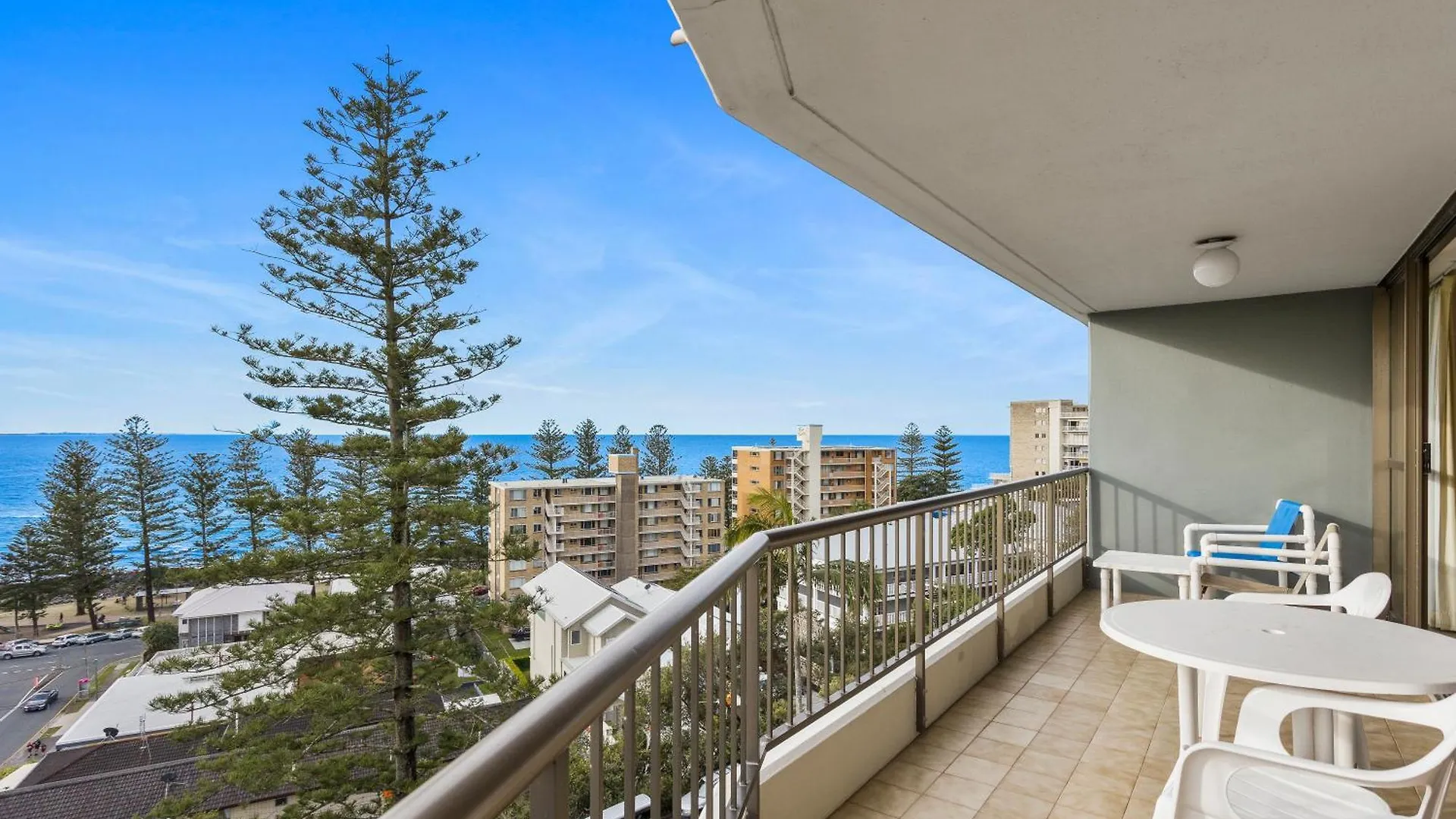 Gemini Court Aparthotel