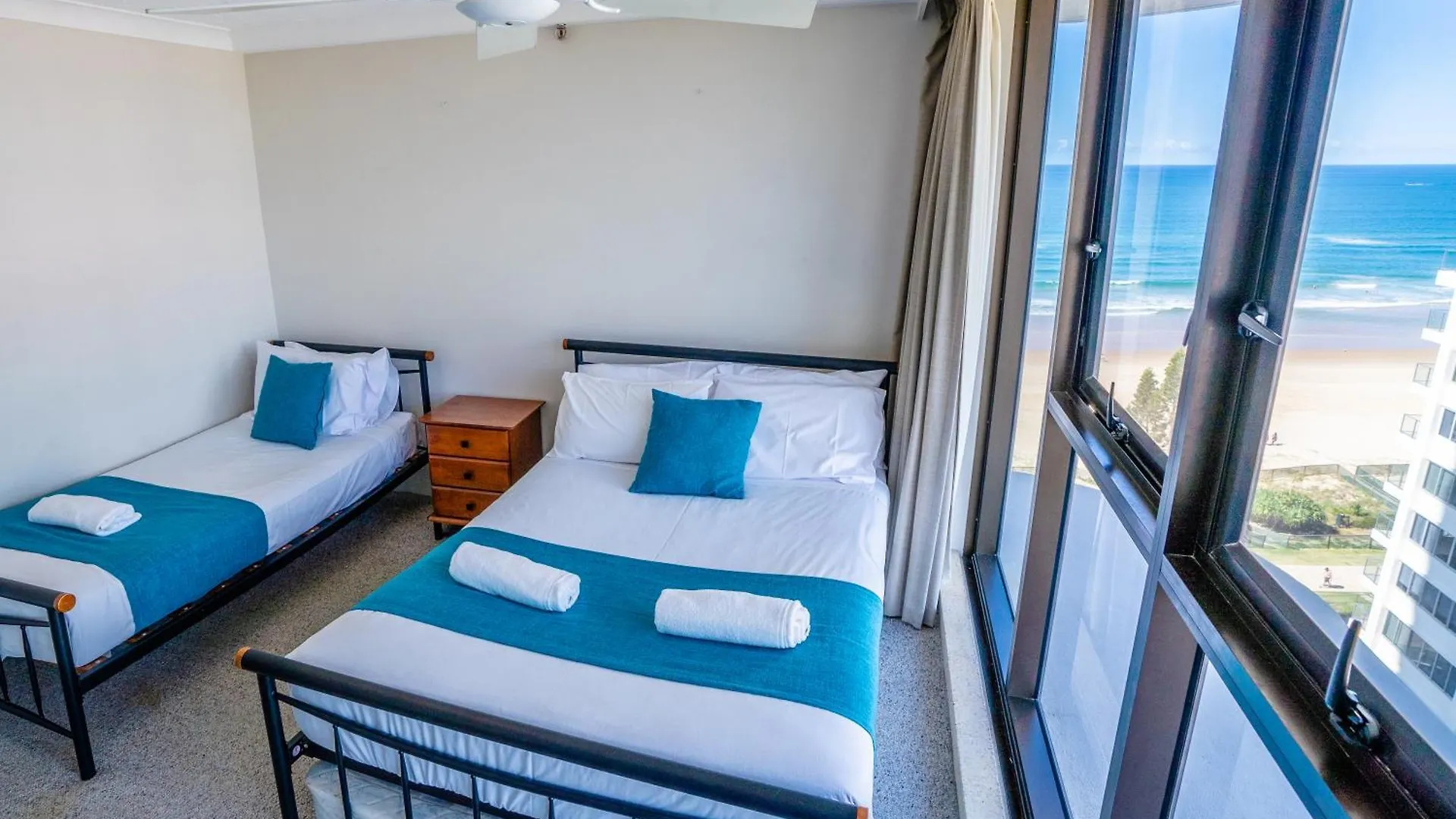 Surfers Aquarius On The Aparthotel Gold Coast