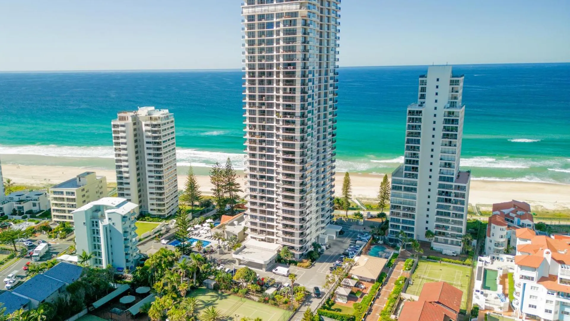 Surfers Aquarius On The Aparthotel Gold Coast