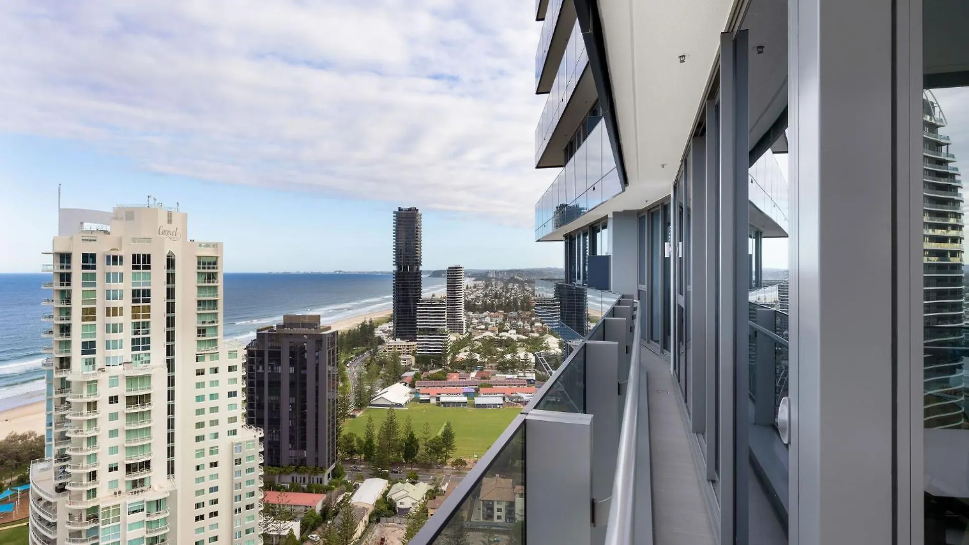 Ultiqa Signature At Broadbeach Apartment Gold Coast