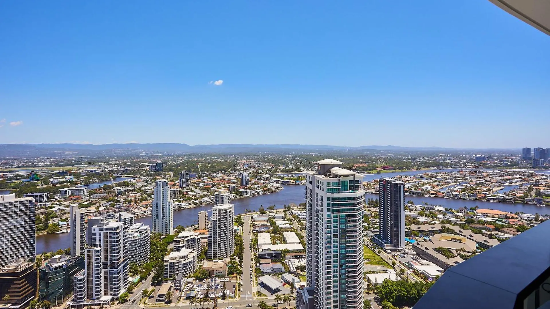 Apartment Serain Residences On 88 Esplanade Surfers Paradise *