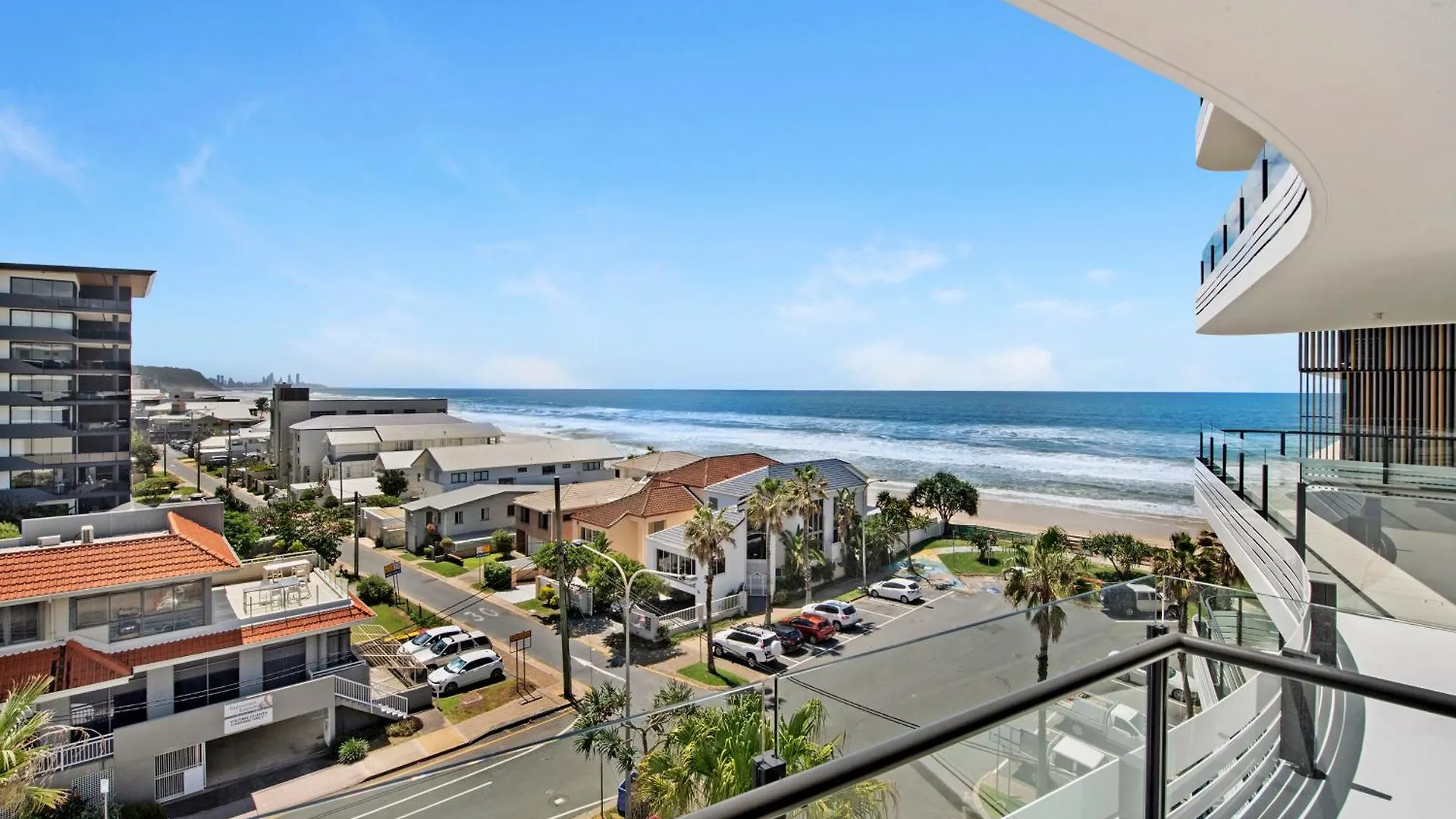 2br Luxury Palm